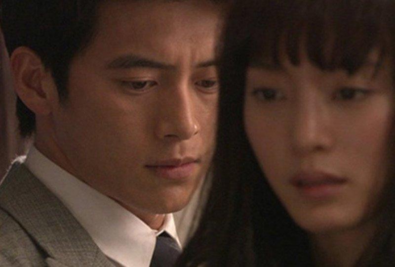 Bắt vợ bầu chủ động ký đơn ly hôn, 2 năm sau chết trân nhìn giám đốc chi nhánh mới-2