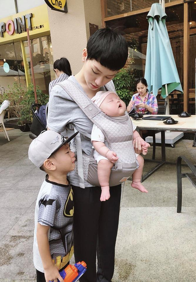 Điểm danh những gương mặt nhóc tỳ hot nhất showbiz Việt năm 2019-5