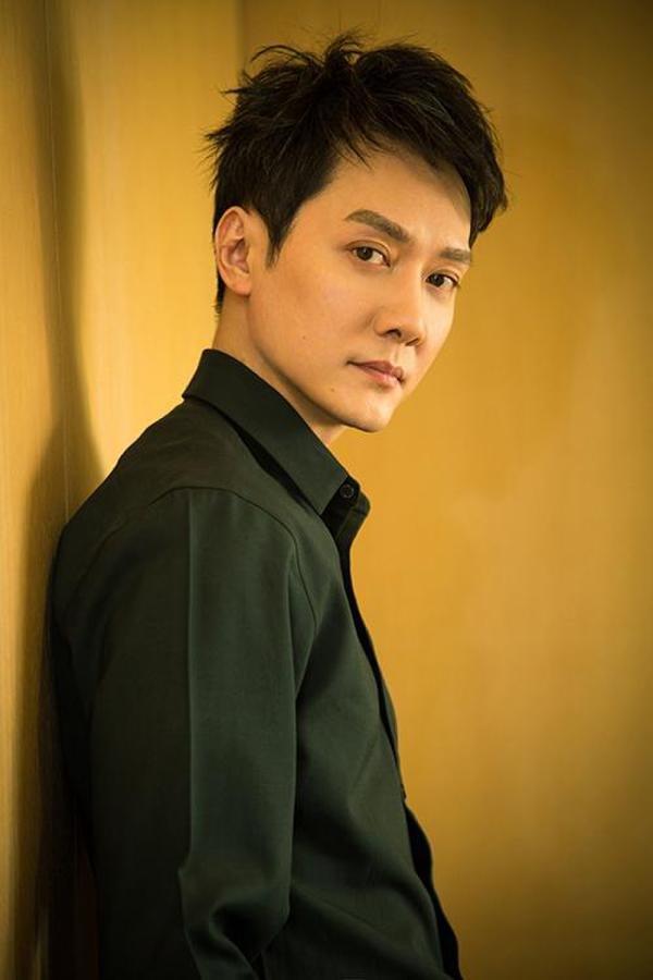 Cộng lại gần cả trăm tuổi nhưng Huỳnh Hiểu Minh và Phùng Thiệu Phong vẫn quyết tâm đóng phim đam mỹ?-5