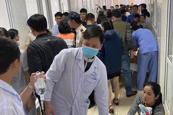 Thanh Hoá: Hàng chục trẻ mầm non nhập viện khẩn cấp, nghi bị ngộ độc sau bữa ăn-1