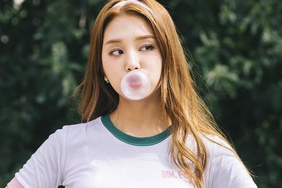 Tử vi thứ Ba ngày 24/12/2019 của 12 con giáp: Tỵ trục trặc tình duyên, Tuất triệt để tiết kiệm