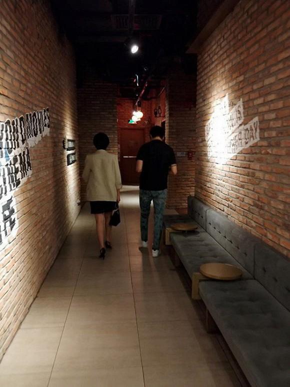 Sau 3 tháng dính tin đồn hẹn hò, Tim lần đầu đăng ảnh chung với Đàm Phương Linh nhưng giữ khoảng cách hết mức-2