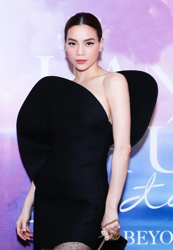 Bất ngờ trước hình ảnh Hà Hồ do chính tay con trai vẽ tặng mẹ-2