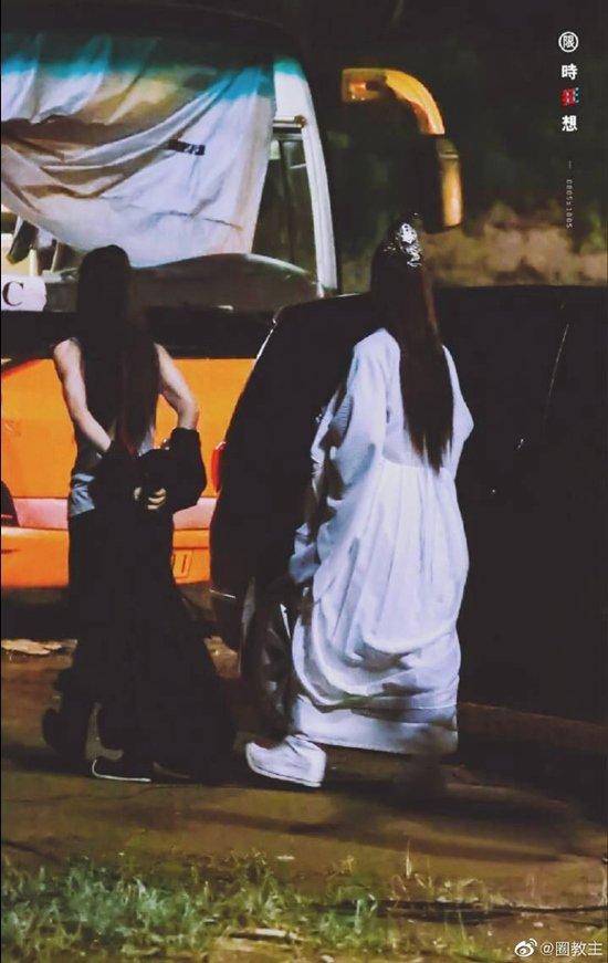 Ăn gian 20cm chiều cao đóng phim: Phạm Băng Băng, Triệu Lệ Dĩnh cũng dùng gạch xây nhà-9