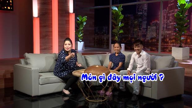 Gọi NSND Hồng Vân là cháu, bà Tân Vlog chữa ngượng ngay trên truyền hình khi biết mình kém tuổi-2