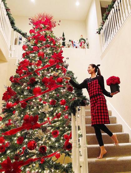 Sao Việt rộn ràng đón Giáng sinh bằng hàng ngàn khoảnh khắc ấm áp-15