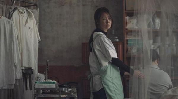 Dính tin đồn bị Hoắc Kiến Hoa đánh đập, Lâm Tâm Như đi làm công nhân vệ sinh-6