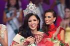 SHOCK: Hoa hậu Trái đất 2014 chấp nhận mất vương miện để tham dự Hoa hậu Hoàn vũ 2020