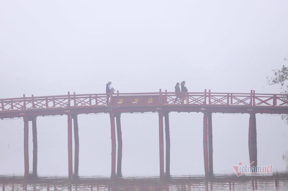 Mịt mù khắp nơi, không khí Hà Nội ở top 7 ô nhiễm nhất thế giới-5