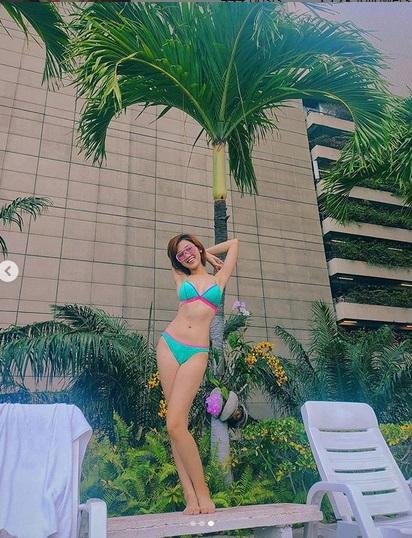 Noel nhưng lại là dịp hết Tiểu Vy, Nhật Hà đến Elly Trần khoe ảnh bikini bốc lửa-4