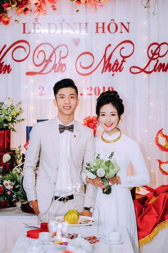 Bị antifan liên tục cà khịa, bạn gái cũ của Phan Văn Đức đáp trả ẩn ý đẹp hơn cô dâu Nhật Linh-1