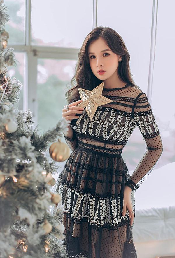 Bạn gái đăng ảnh một mình thả thính dịp Giáng sinh, Trọng Đại chuyển ngay 5 triệu không nói nhiều-3