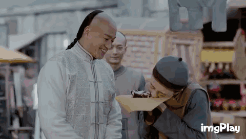 Những màn vừa ăn vừa khóc của sao Hoa ngữ khiến khán giả cảm động-8