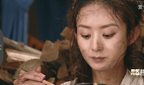 Những màn vừa ăn vừa khóc của sao Hoa ngữ khiến khán giả cảm động-3