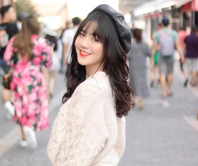 Bạn gái Tấn Sinh và những cô gái quê Quảng Nam được chú ý trên mạng-6