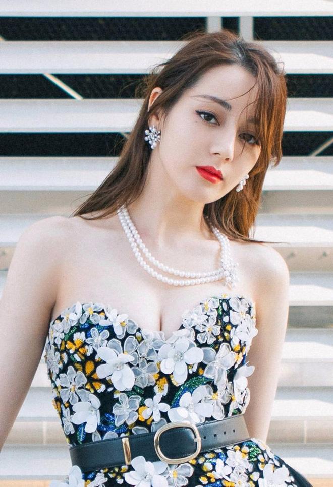 5 sự kiện chấn động màn ảnh Hoa ngữ 2019: Triệu Lệ Dĩnh trở mặt với đoàn phim, Trần Tình Lệnh phủ sóng khắp nơi-9