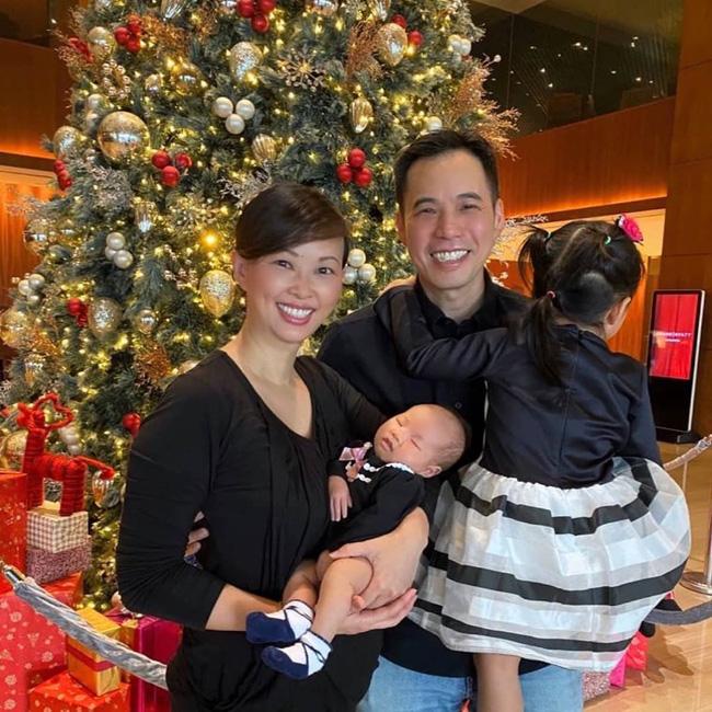 Khoe gia đình hạnh phúc đón Giáng sinh, Shark Linh - Thương Vụ Bạc Tỷ bị soi làm điều đặc biệt với con gái cả-2