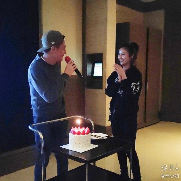 Lâm Tâm Như mừng sinh nhật Hoắc Kiến Hoa, dập tin đồn hôn nhân rạn nứt, chồng đánh mỏi tay-1