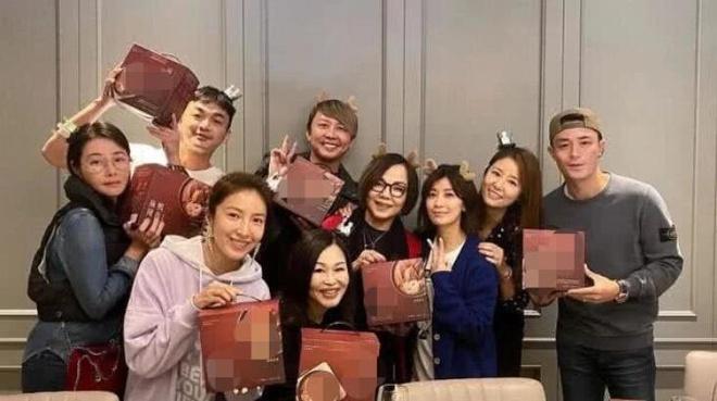 Lâm Tâm Như mừng sinh nhật Hoắc Kiến Hoa, dập tin đồn hôn nhân rạn nứt, chồng đánh mỏi tay-3