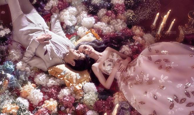 Hướng Tả - Quách Bích Đình kỷ niệm một năm phải lòng nhau-3