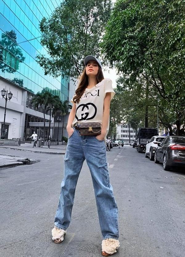 Hồ Ngọc Hà khoe street style cá tính. Cô viết: 