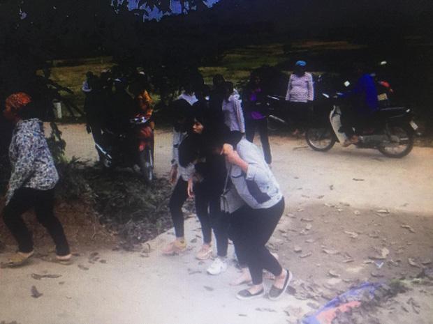 Thảm án 5 người chết ở Thái Nguyên: Hai con gái suy sụp, ôm nhau khóc khi hay tin bố giết mẹ và 4 người khác-3