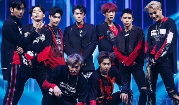 EXO: EXO ra mắt vào năm 2012 với đội hình 12 người. Nhóm nổi tiếng là 