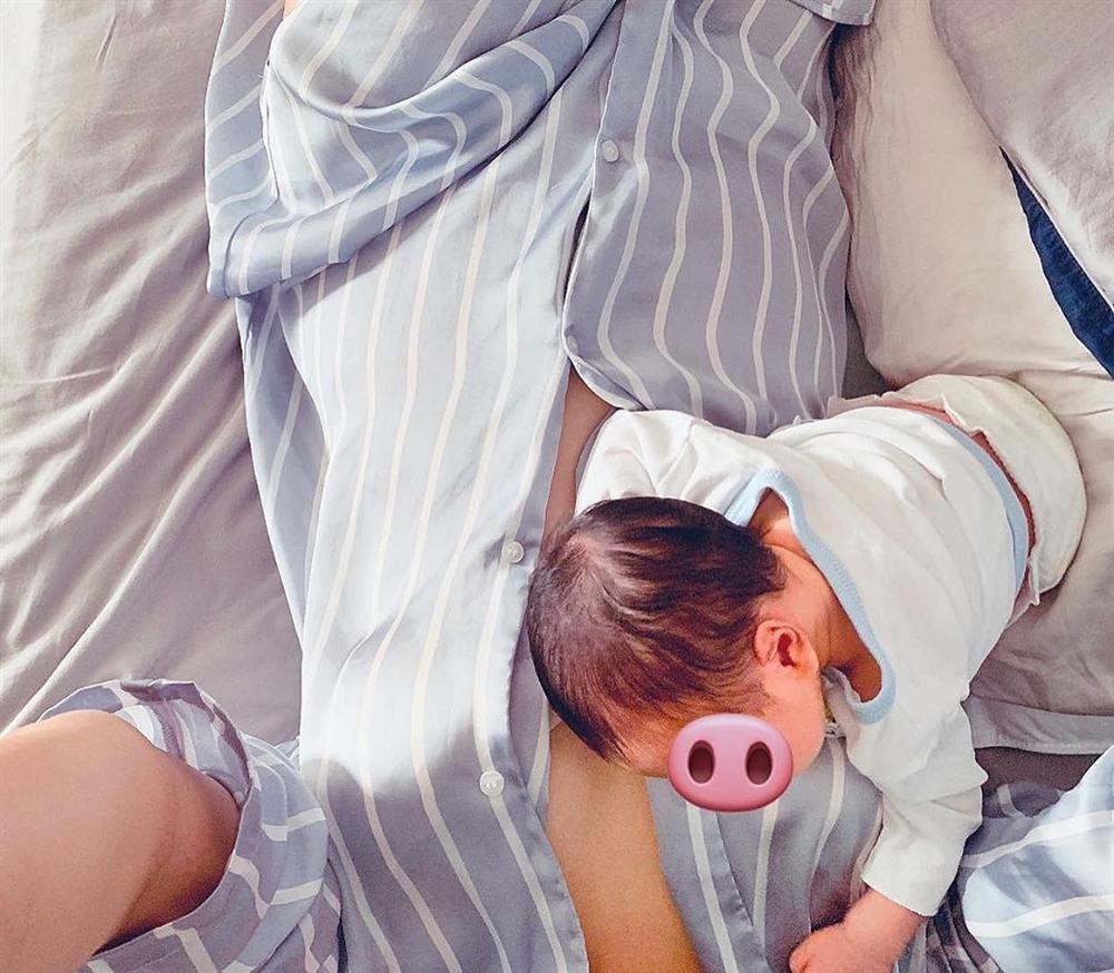 Quý tử nhà Lan Khuê ngày càng bụ bẫm, dân mạng phát hiện chi tiết giống hệt ông bố doanh nhân-6