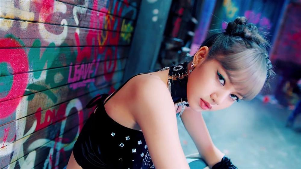 Lisa (Black Pink): Idol vụt sáng trong năm 2019-4