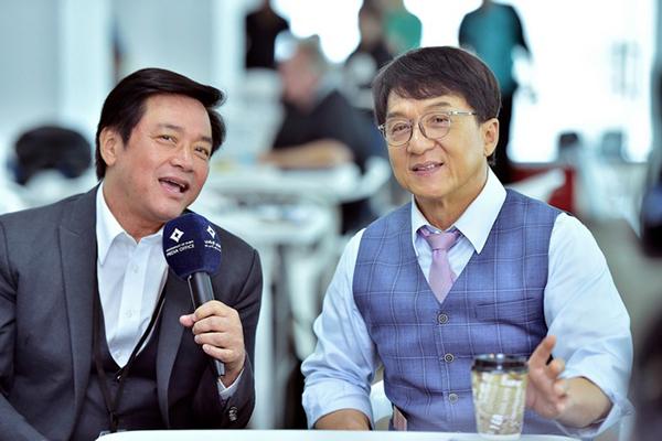 Thành Long và những sao Hoa ngữ bị tẩy chay vì quảng cáo-9