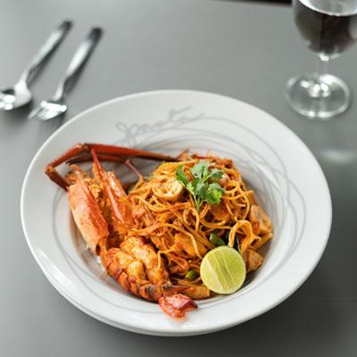 Thưởng thức thương hiệu ẩm thực nổi tiếng Thái Lan ngay ở TP.HCM-4