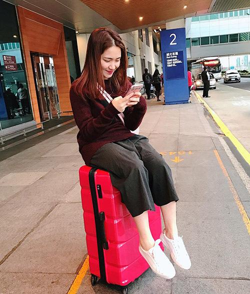 Hòa Minzy chỉ 1m55 nhưng tự tin đọ chiều cao cả showbiz: Đối thủ mới nhất là Hoa hậu Hoàn vũ Khánh Vân-9