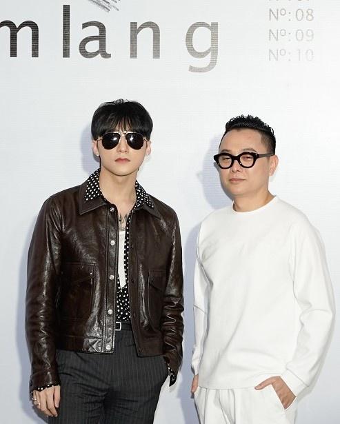 Sơn Tùng M-TP và Thiều Bảo Trâm đeo nhẫn đôi ở sự kiện-1