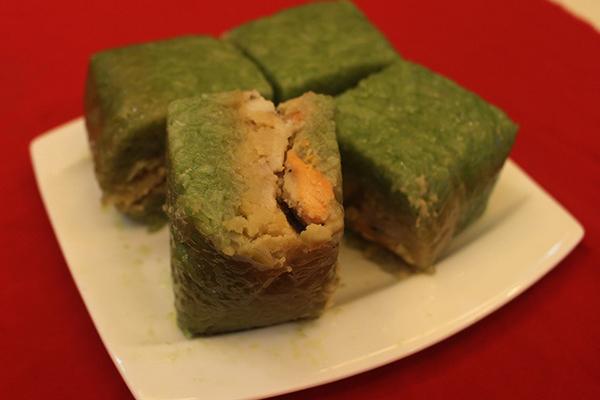 Gái đoảng học ngay skill bóc bánh chưng kinh điển chấp hết 3 ngày Tết vào bếp-5