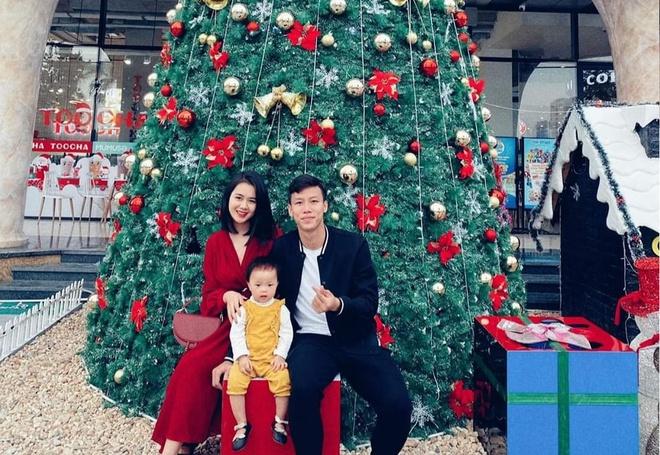 Quế Ngọc Hải và dàn cầu thủ bị WAGs đăng ảnh dìm hàng-3