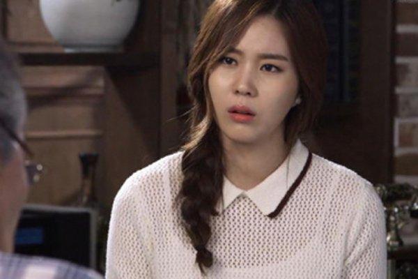 Mang tặng túi hàng hiệu vẫn bị chửi vô học, tôi cay đắng khi biết sự thật phía sau-1