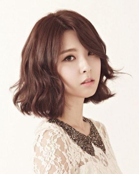 Tóc ngắn ngang vai đẹp, trẻ trung dẫn đầu xu hướng tóc năm 2020-7