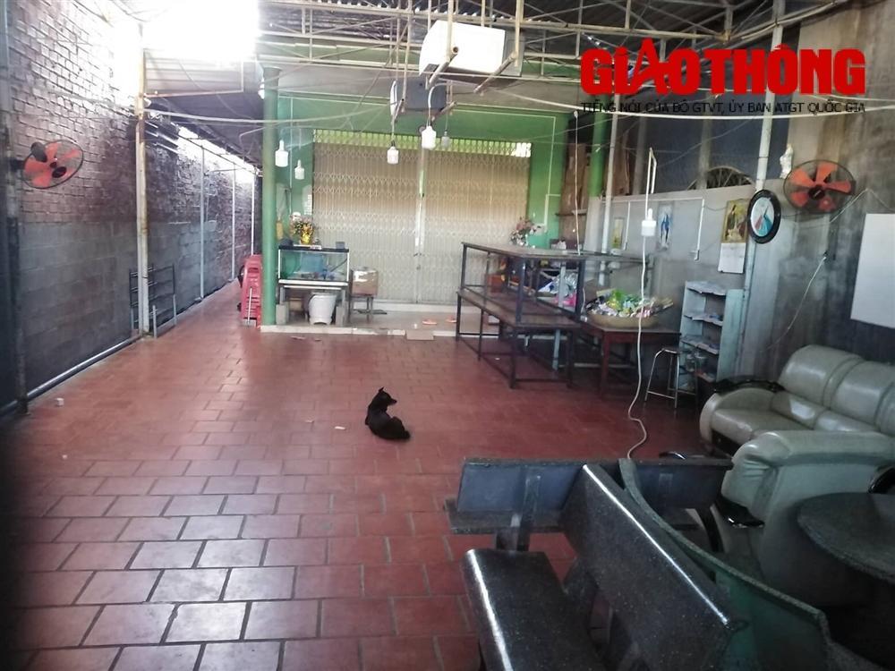 Phụ huynh vây cơ sở dạy kèm miệt thị, đánh dã man học sinh ở Ninh Thuận-2