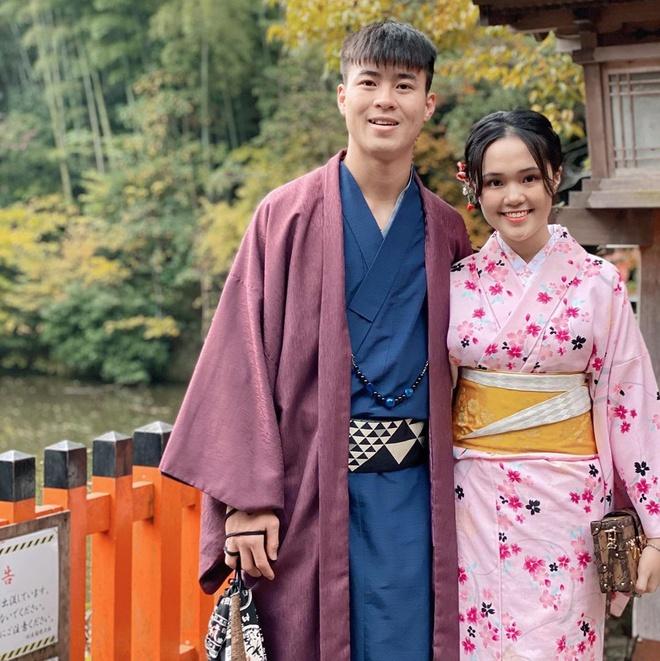 Tiến Dũng, Văn Lâm đưa vợ, bạn gái đi chơi nước ngoài dịp cuối năm-6