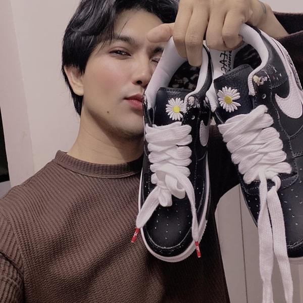 Những loại phụ kiện dẫn đầu xu hướng thời trang khiến sao Việt đua nhau sắm trong năm 2019-4