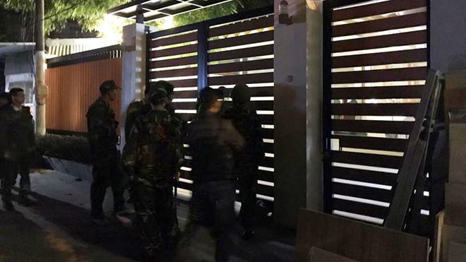 Chồng dùng súng AK bắn chết vợ, bắt 2 con ruột làm con tin rồi tự sát ở Quảng Ninh-1