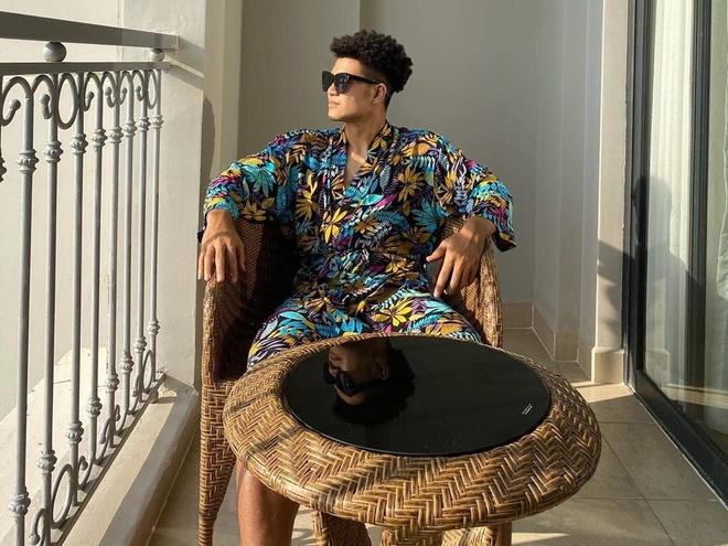 Hoàng Thị Loan, Văn Hậu và các cầu thủ bắt trend ‘Mắt biếc’-3