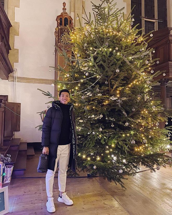 Hoàng Thị Loan, Văn Hậu và các cầu thủ bắt trend ‘Mắt biếc’-6