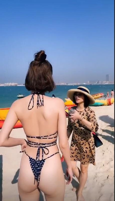 Mặc bikini nhỏ xíu cưỡi lạc đà, Ngọc Trinh khoe body 30 vẫn còn xuân trên đất Dubai sang chảnh-8