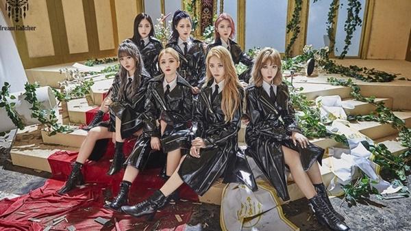 Deja Vu (DreamCatcher): Với giai điệu electro-pop rock cùng giọng hát mạnh mẽ của nhóm DreamCatcher, Deja Vu mang đến cho khán giả những trải nghiệm về ký ức ảo giác mơ hồ, bí ẩn. Nội dung MV Deja Vu khiến khán giả phải suy ngẫm rất nhiều bởi những triết lý sâu sắc ẩn lấp giữa hiện thực và ảo ảnh, giữa những phản bội và toan tính vương quyền.