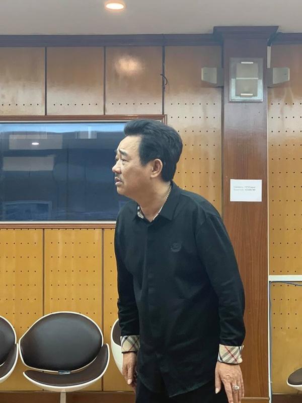 Vân Dung tóc quấn lô chi chít quậy tung hậu trường chương trình thay thế Táo quân-6