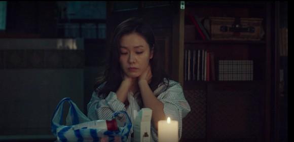 Nhìn Son Ye Jin bôi serum trong Hạ cánh nơi anh tưởng vô lý nhưng lại rất thuyết phục-4