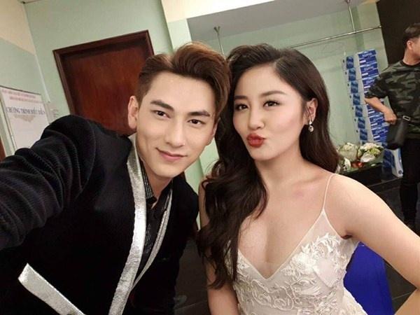 Lên đồ cực gắt khi dự sự kiện, street style của Văn Mai Hương lại trẻ trung nhờ cách mix đồ đáng gờm-5