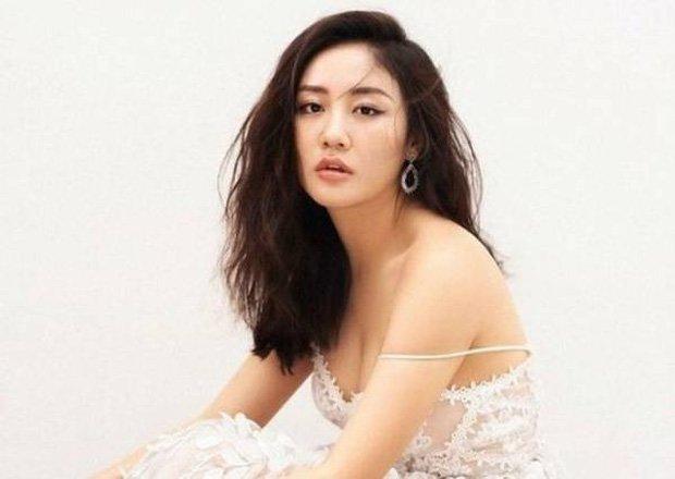 Lên đồ cực gắt khi dự sự kiện, street style của Văn Mai Hương lại trẻ trung nhờ cách mix đồ đáng gờm-7