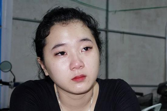 Khởi tố nữ tiếp viên 16 tuổi đâm chết khách vì bị đánh, lật kèo tiền bo